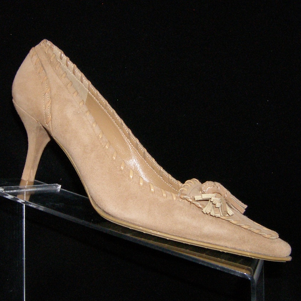 Stuart Weitzman suede pointy tassel loafer heel 6M - Picture 1 of 8